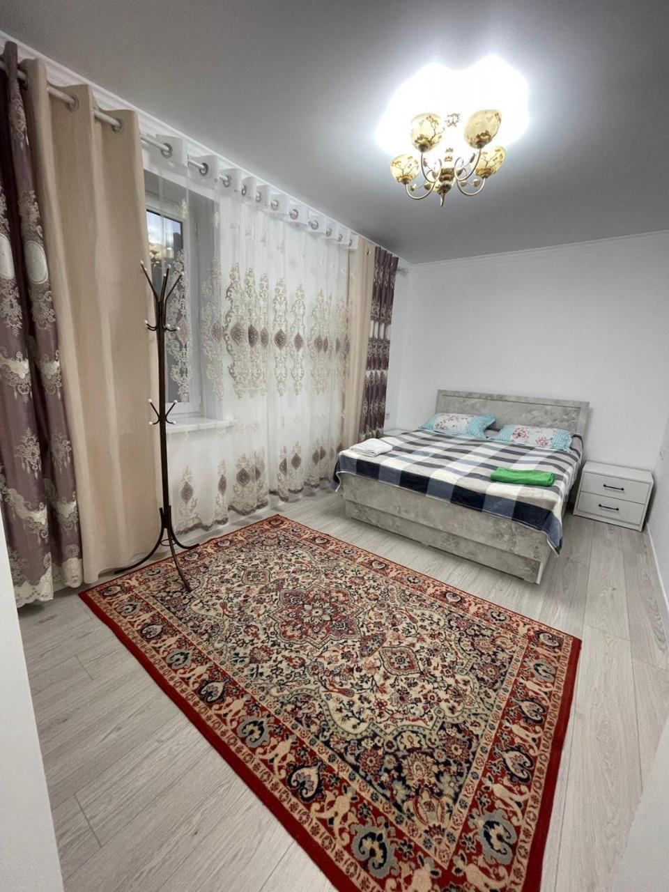 Center Guesthouse Kochkor ภายนอก รูปภาพ
